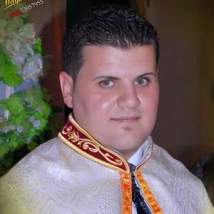 Meet your Posher, Mena